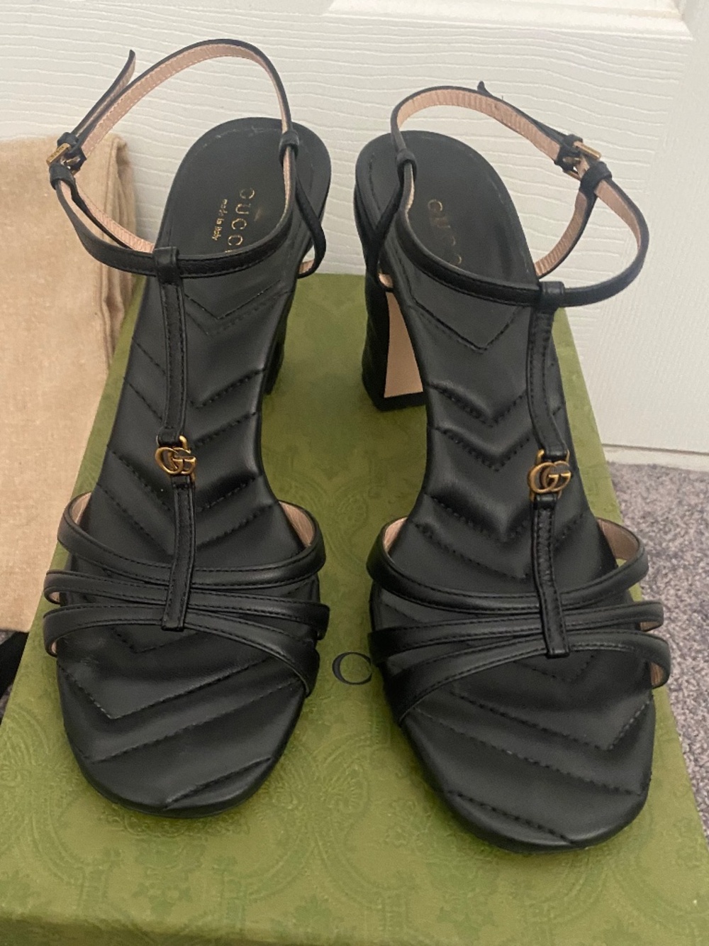 Gucci  Heels